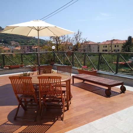 Casa Papaveri Rossi Finale Ligure Εξωτερικό φωτογραφία